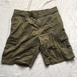 Gasoline Green Leaf Short Cargos